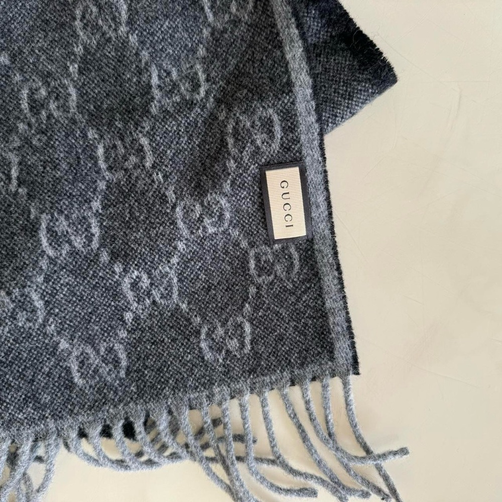 NWT GUCCI WOOL SCARF AUTHENTIC - Picture 5 of 9